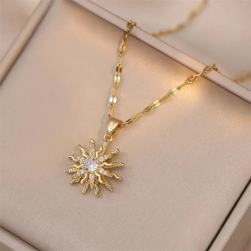 Colgante de Flor Giratoria y Circonitas Brillantes