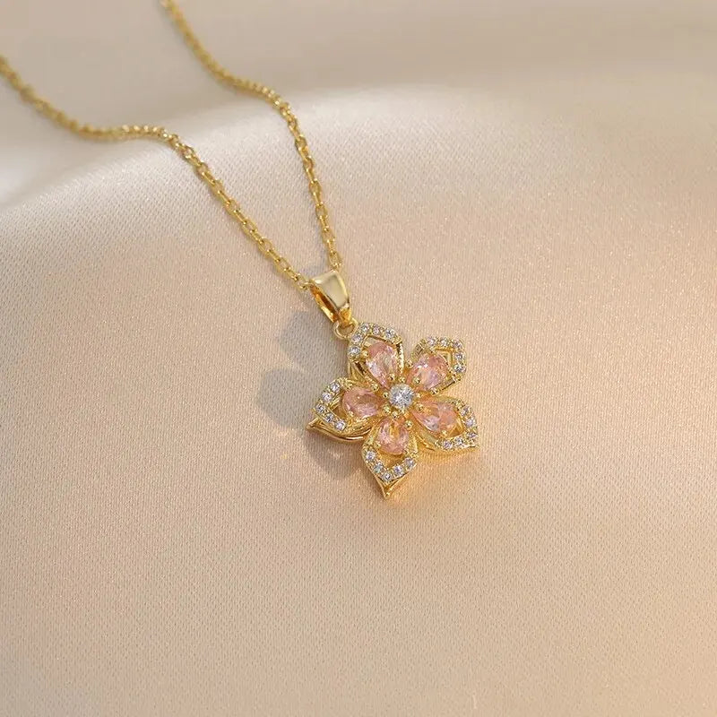 Colgante de Flor Giratoria y Circonitas Brillantes